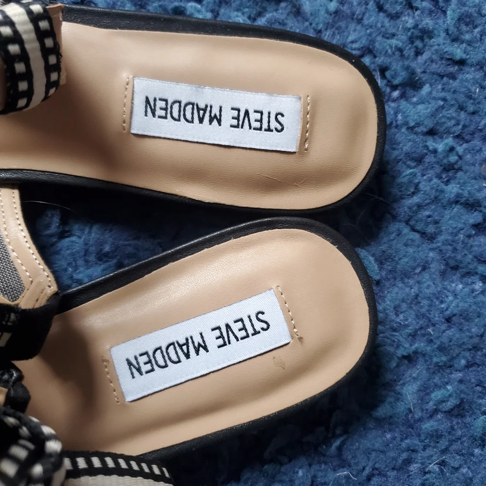 Steve Madden Black Lace Pointed Slingback Flats - Picture 5 of 11